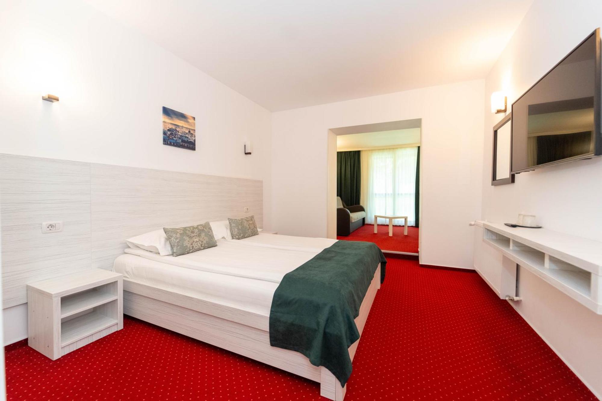 Hotel Cirus Predeal Ngoại thất bức ảnh