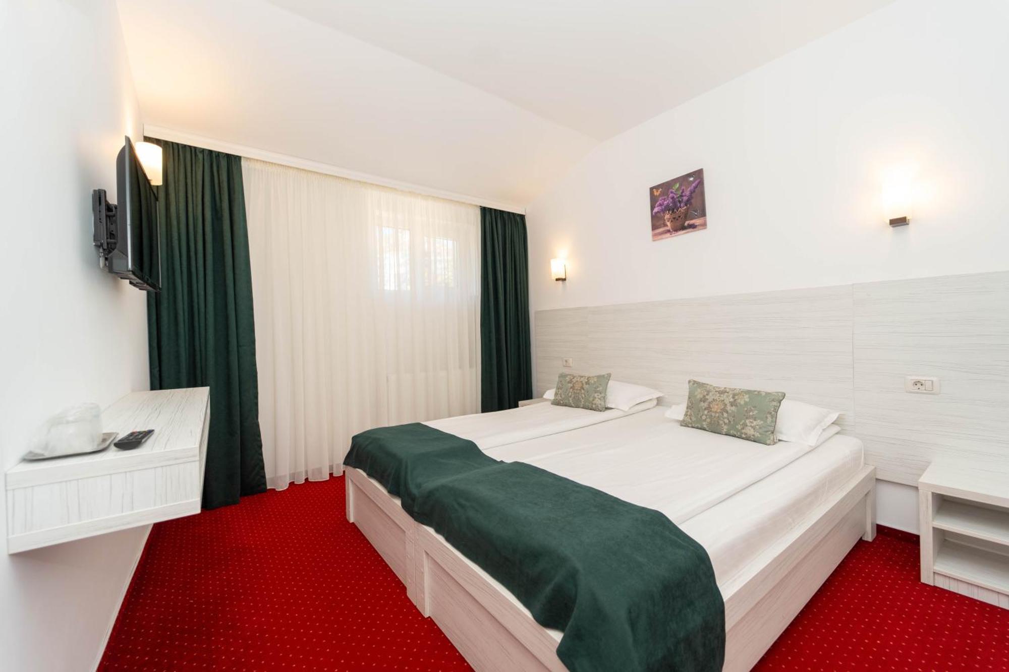 Hotel Cirus Predeal Ngoại thất bức ảnh