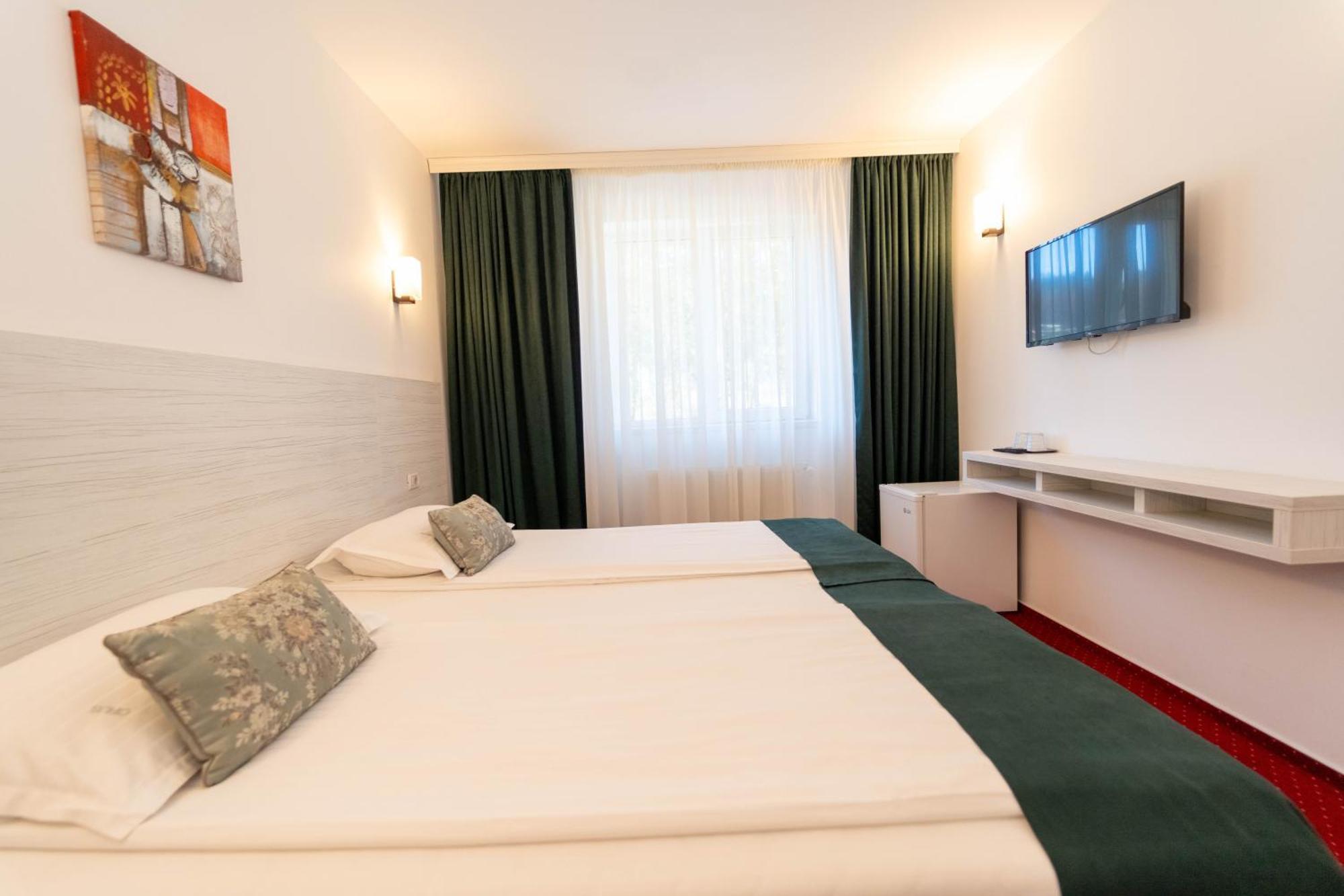 Hotel Cirus Predeal Ngoại thất bức ảnh