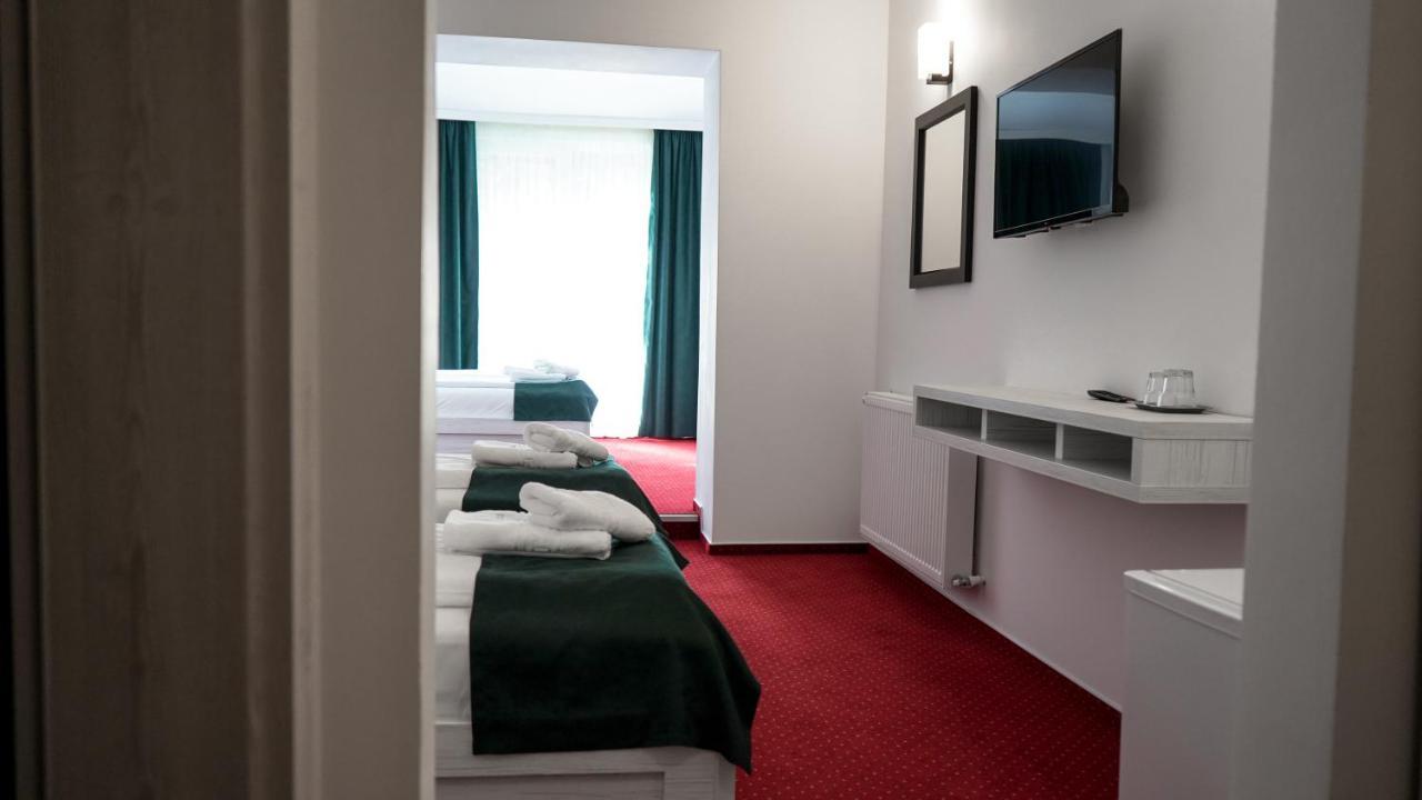 Hotel Cirus Predeal Ngoại thất bức ảnh